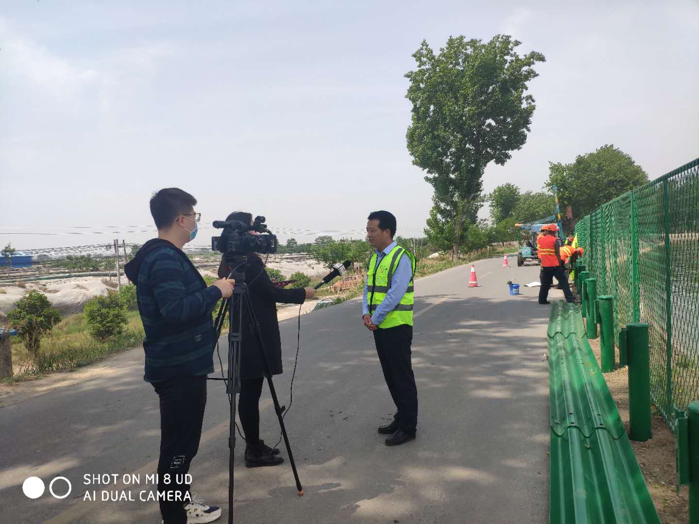 咸陽(yáng)電視臺(tái)采訪(fǎng)西安藝達(dá)交通設(shè)施設(shè)備有限公司